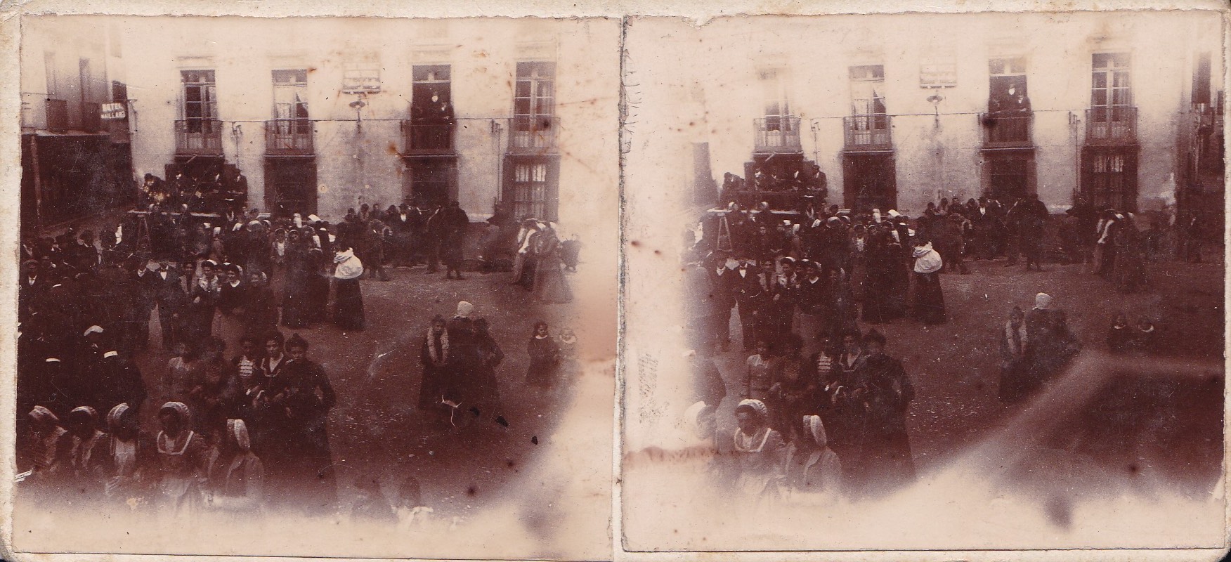 Photographie ancienne d’un rassemblement en Catalogne du Nord